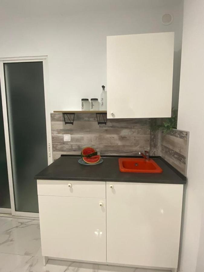 Nirvana Comfort Apartments 2 Салоники Экстерьер фото